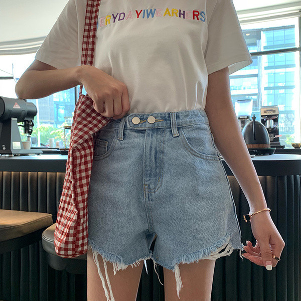 Casual γυναικεία  shorts τζιν με σκισμένα σχέδια σε μπλε χρώμα