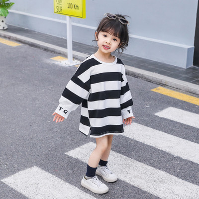 Csíkos gyerekruha lányoknak három színben