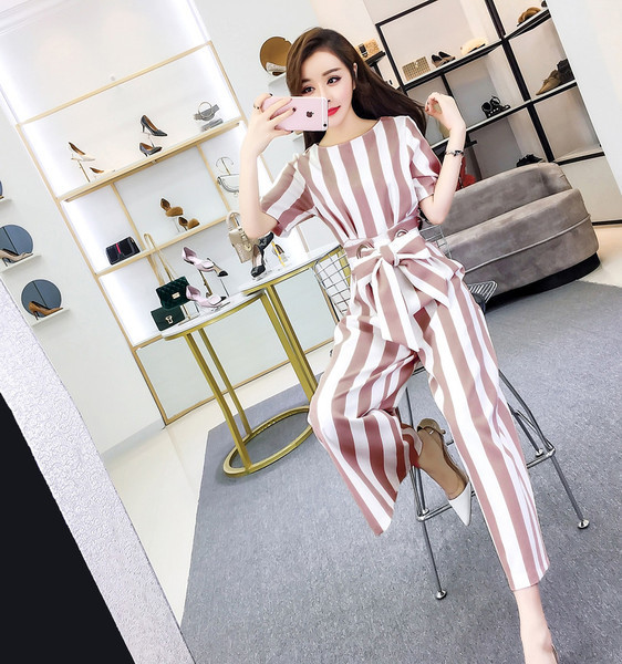 Γυναικεία ολόσομη φόρμα σε δύο χρώματα με μανίκι 3/4