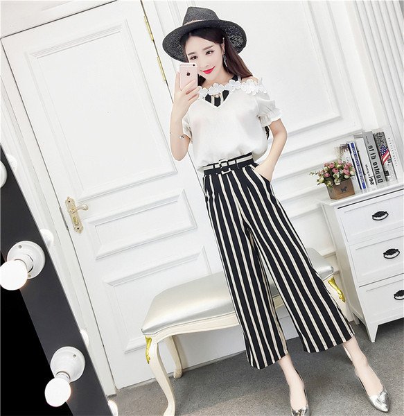 Stílusos női blúz szett 3D elemekkel és magas derekú nadrággal