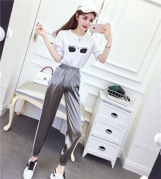 Modern női póló és nadrág szett rózsaszín és szürke színben