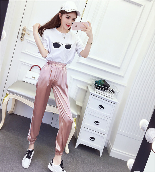 Modern női póló és nadrág szett rózsaszín és szürke színben