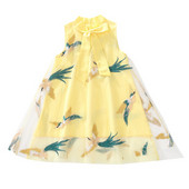 Jelenlegi gyerekruha két színben, szalaggal