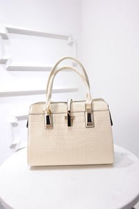 Eko bőrből készült stílusos női táska négy színben