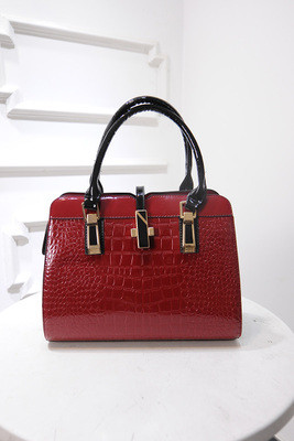 Eko bőrből készült stílusos női táska négy színben