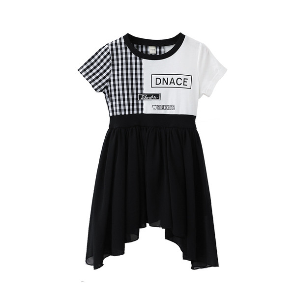 Korszerű gyermekruha rövid ujjal, feliratokkal