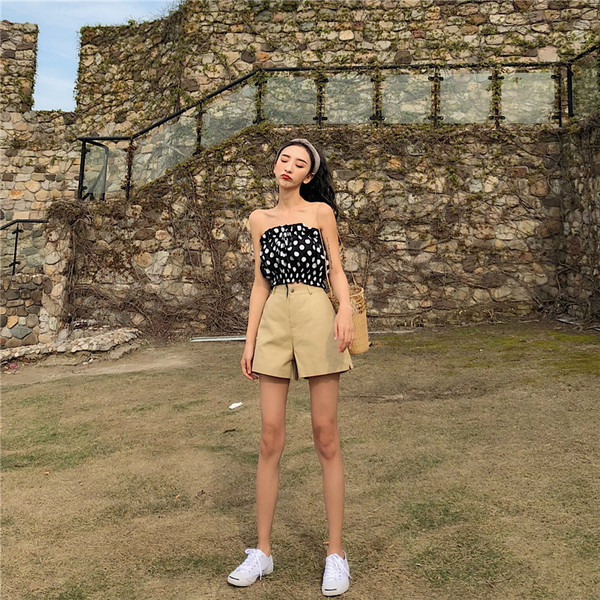 Női rövidnadrág magas derékkal, zsebekkel több színben