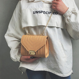 Kisméretű modern női táska öko bőrből