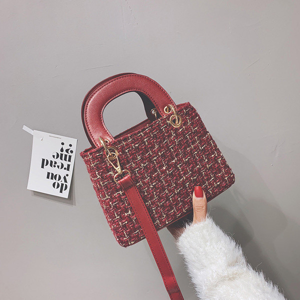 Stílusos női táska hosszú és rövid fülekkel