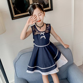 Stílusos gyerekruha modell O-nyakkal