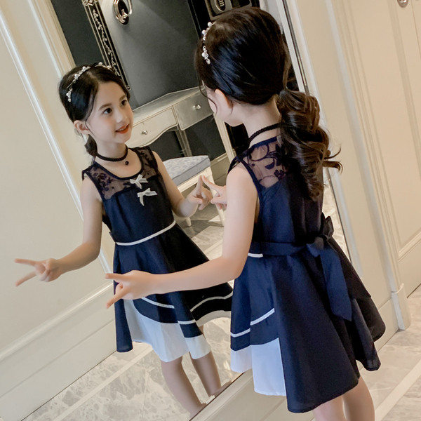 Stílusos gyerekruha modell O-nyakkal