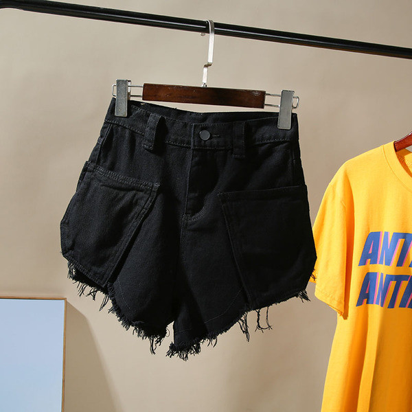 Καθημερινά γυναικεία  σορτς  σε τρία χρώματα