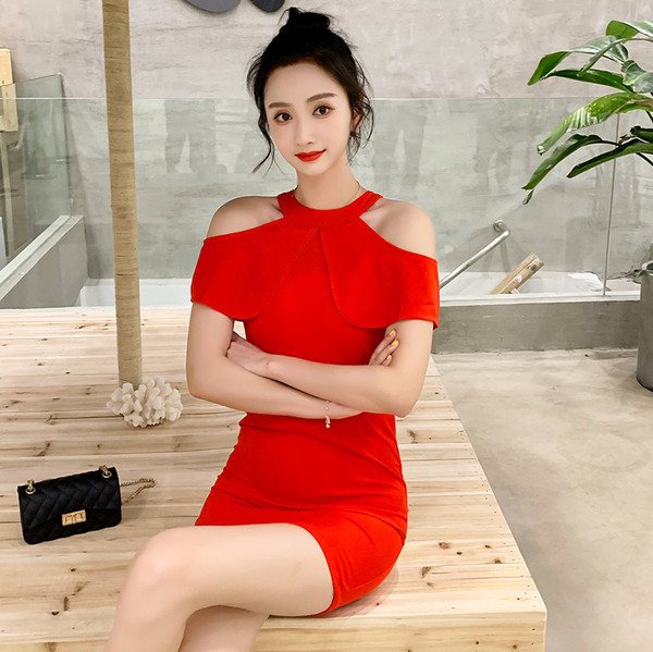 Modern női ruha vágott vállú, dra színekben