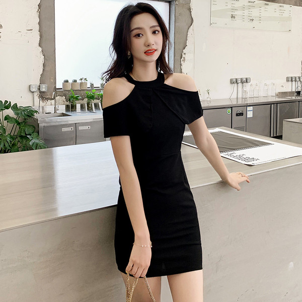 Modern női ruha vágott vállú, dra színekben