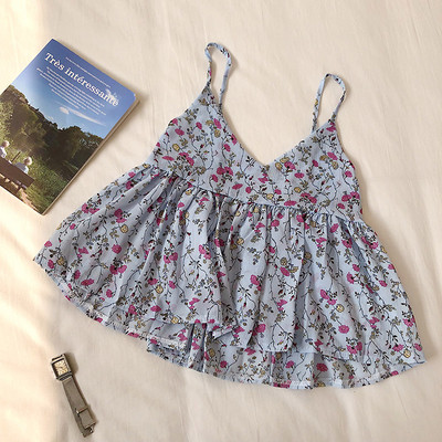 Vékony pántokkal rendelkező női alkalmi akvárium több színben