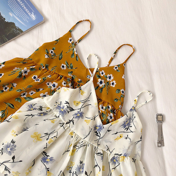 Vékony pántokkal rendelkező női alkalmi akvárium több színben