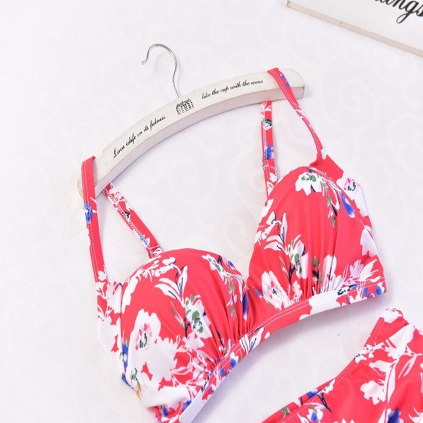 Női fürdőruha két részből virágos motívummal - 3XL-es méretig