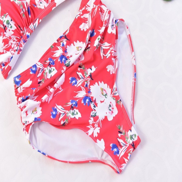 Női fürdőruha két részből virágos motívummal - 3XL-es méretig