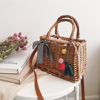 Modern női táska típusú kosár három modell