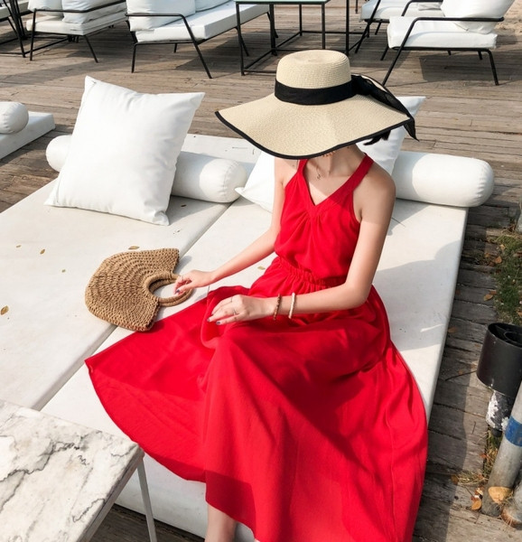 Modern hosszú női ruha csupasz háttal, két színben