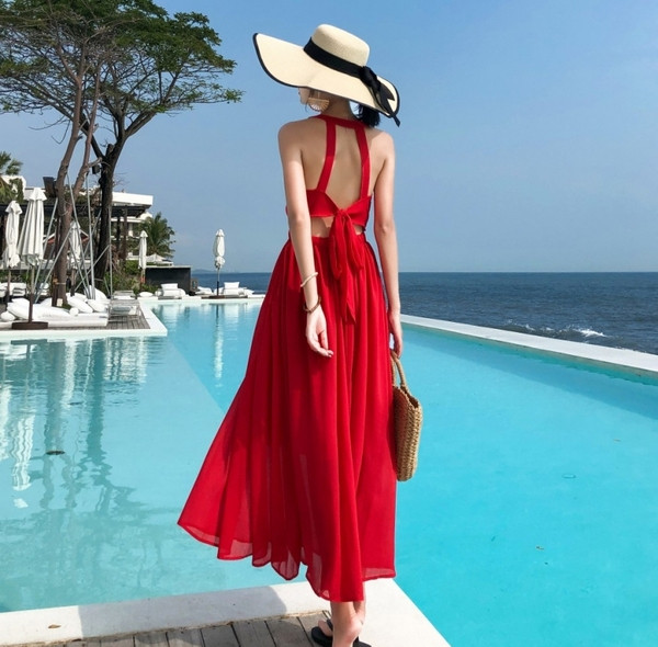 Modern hosszú női ruha csupasz háttal, két színben