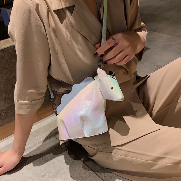 Öko bőrből készült modern női táska három színben, 3D elemekkel