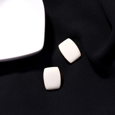 Alkalmi női fülbevaló több színben