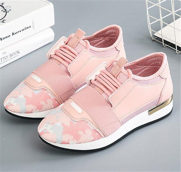 Γυναικέια αθλητικά παπούτσια μυτερό μοντέλο  σε διάφορα χρώματα