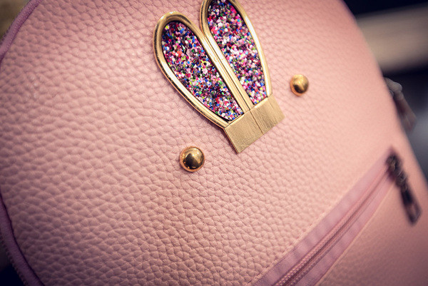 Öko bőrből készült modern női hátizsák hat színben