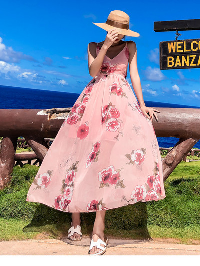 Modern női hosszú ruha vékony pántokkal több színben