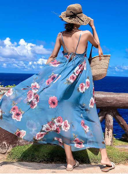 Modern női hosszú ruha vékony pántokkal több színben