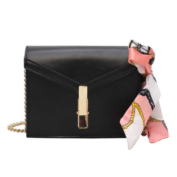 Öko bőrből készült modern női táska négy színben, fém rögzítéssel