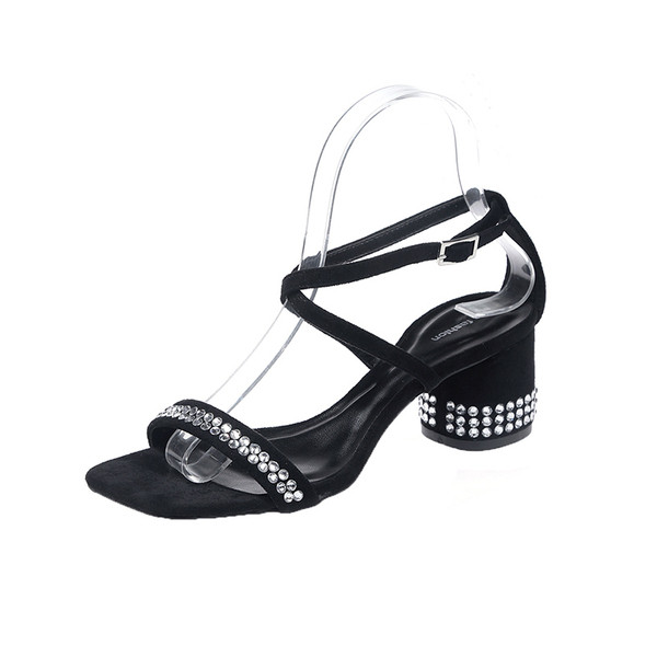 Női alkalmi magas sarkú cipő kövekkel, két színben