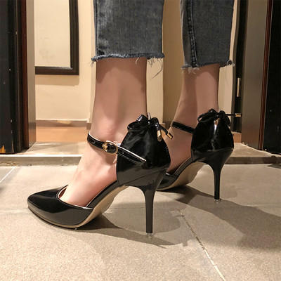 Stílusos női cipő vékony magassarkúval több színben