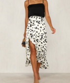 Stílusos női szoknya aszimmetrikus modell magas derékkal