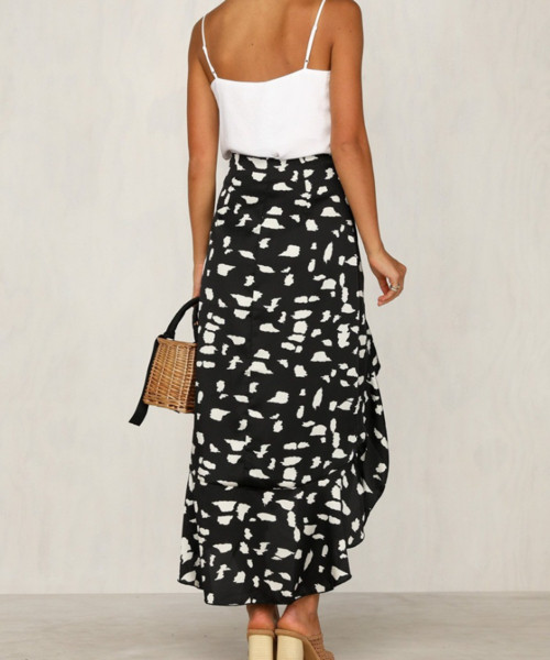 Stílusos női szoknya aszimmetrikus modell magas derékkal