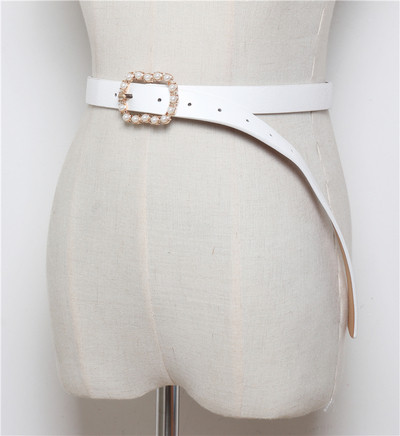 Stílusos női bőr öv gyöngyökkel több színben