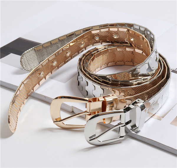 Cureaua de dama actuala de culoare auriu si argintiu