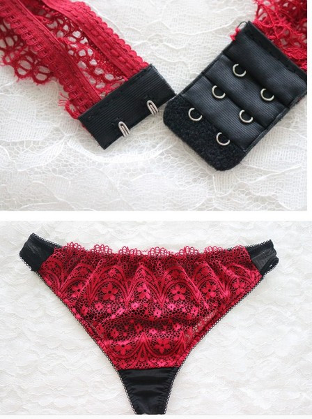 Γυναικείο σύνολο εσώρουχων σε κόκκινο και μαύρο χρώμα