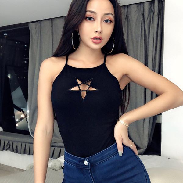 Modern női felső, fekete színben kivágott részekkel