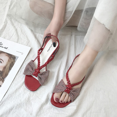 Модерни дамски сандали с панделка в черен и червен цвят