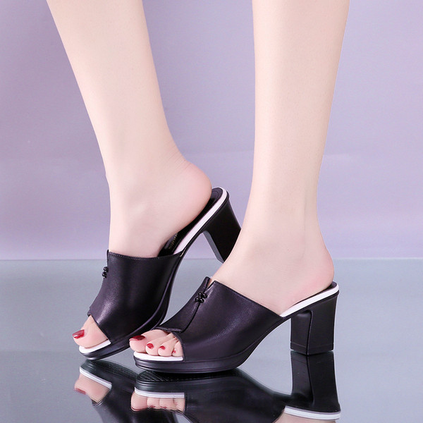 Női alkalmi papucs sarokkal, két színben, öko bőrből