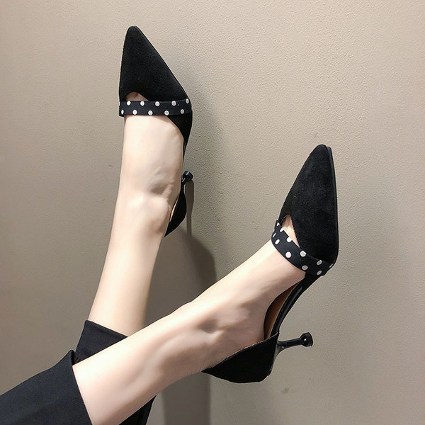 Καθημερινά γυναικεία παπούτσια  με ψηλό τακούνι από οικολογικό σουέτ σε μαύρο και μπλε χρώμα