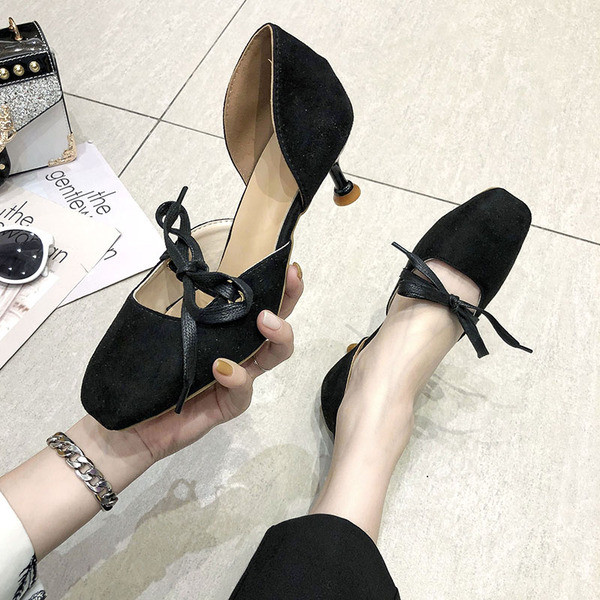 Öko velúrból készült női alkalmi cipő, két színben sarokkal