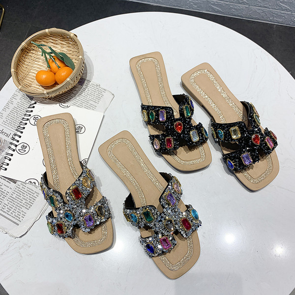 Modern női papucs színes kövekkel fekete és szürke színben