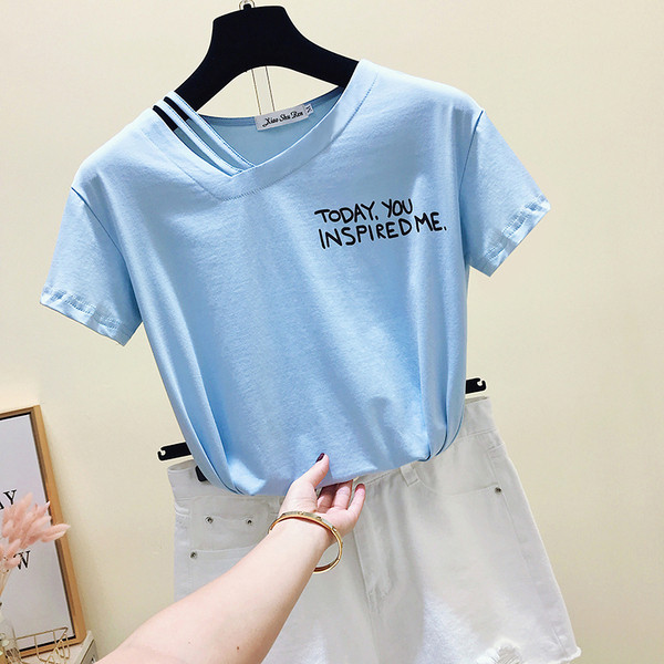 Női modern póló négy színben felirattal