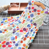 Színes, pöttyös gyerekruha lányoknak