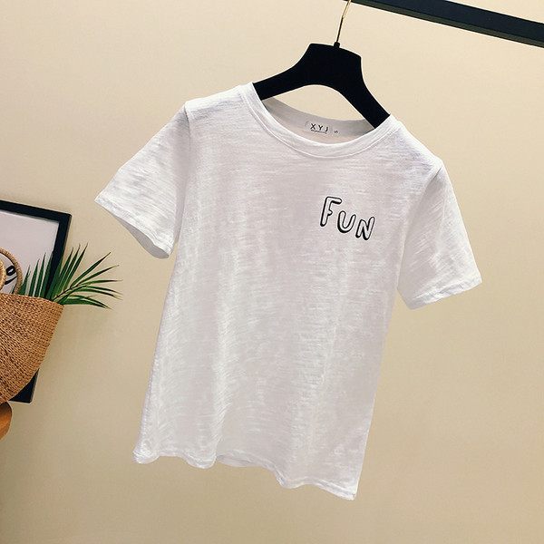 Γυναικεία μπλούζα σε δύο χρώματα με εφαρμογή και επιγραφές