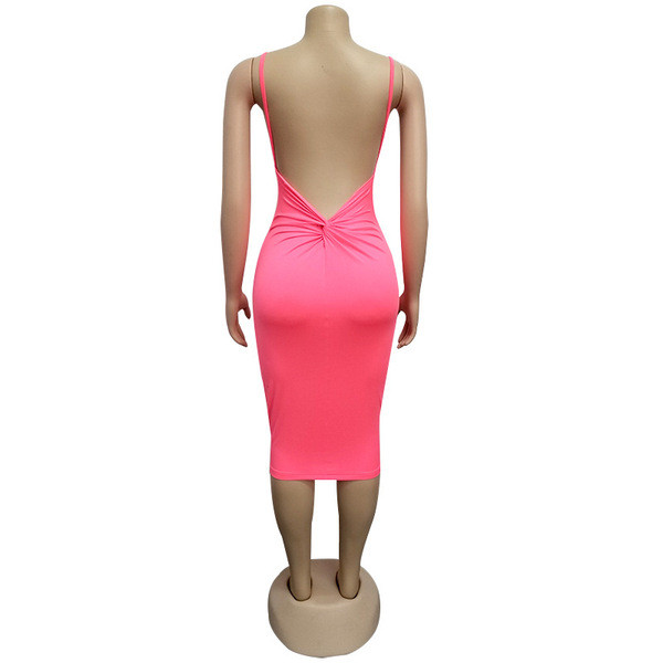 Modern női ruha csupasz háttal és vékony, rózsaszín és sárga pántokkal