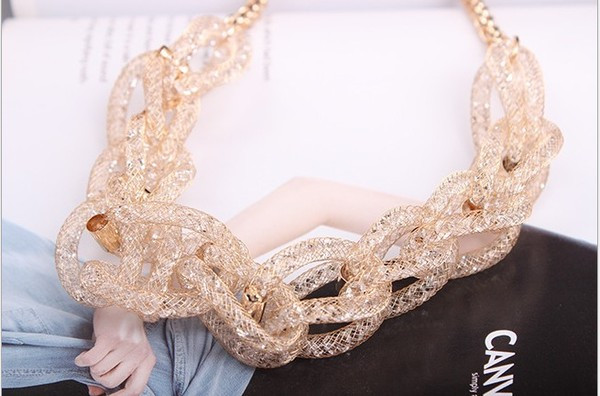 Μοντέρνο γυναικείο κολιέ  σε χρυσό και ασημί χρώμα